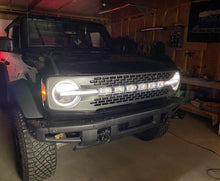 Load image into Gallery viewer, ORACLE Lighting Universal Illuminated LED Letter Badges - Matte Wht Surface Finish - O