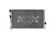 Load image into Gallery viewer, CSF BMW 2 Seires (F22/F23) / BMW 3 Series (F30/F31/F34) / BMW 4 Series (F32/F33/F36) A/T Radiator
