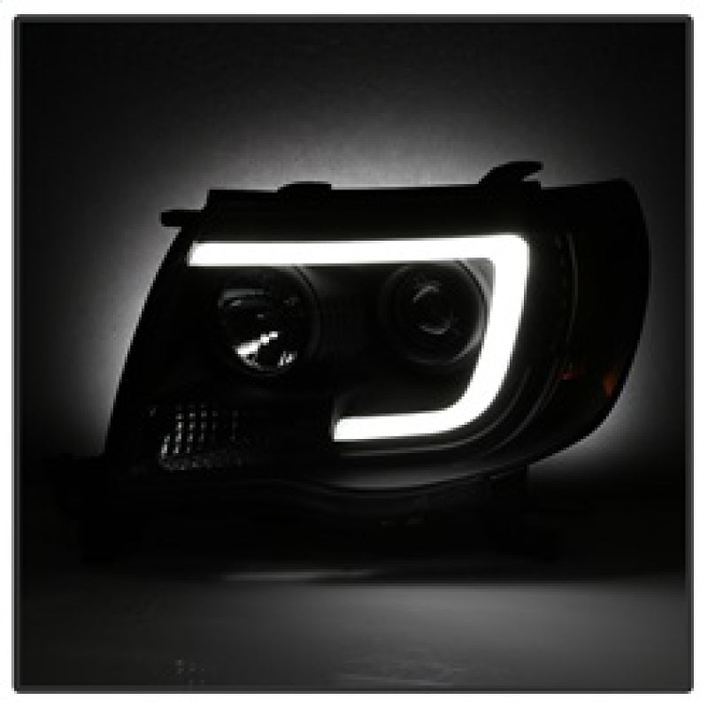 Spyder Toyota Tacoma 05-11 Projector Headlights - Light Bar DRL - Black PRO-YD-TT05V2-LB-BK