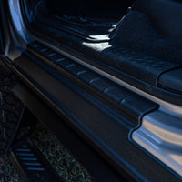 Bushwacker 09-18 RAM 1500 Extended Cab Trail Armor Rocker Panel and Sill Plate Cover - Black
